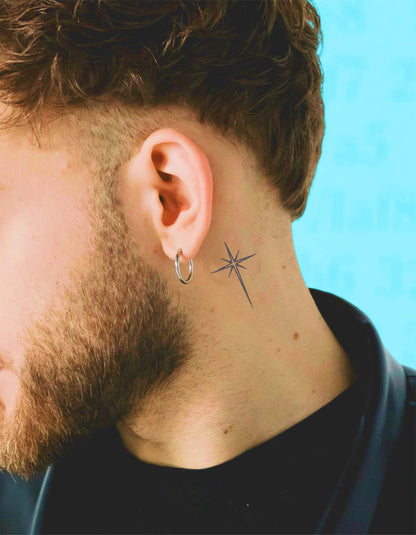 N°419 - Tatouage Étoile Minimaliste