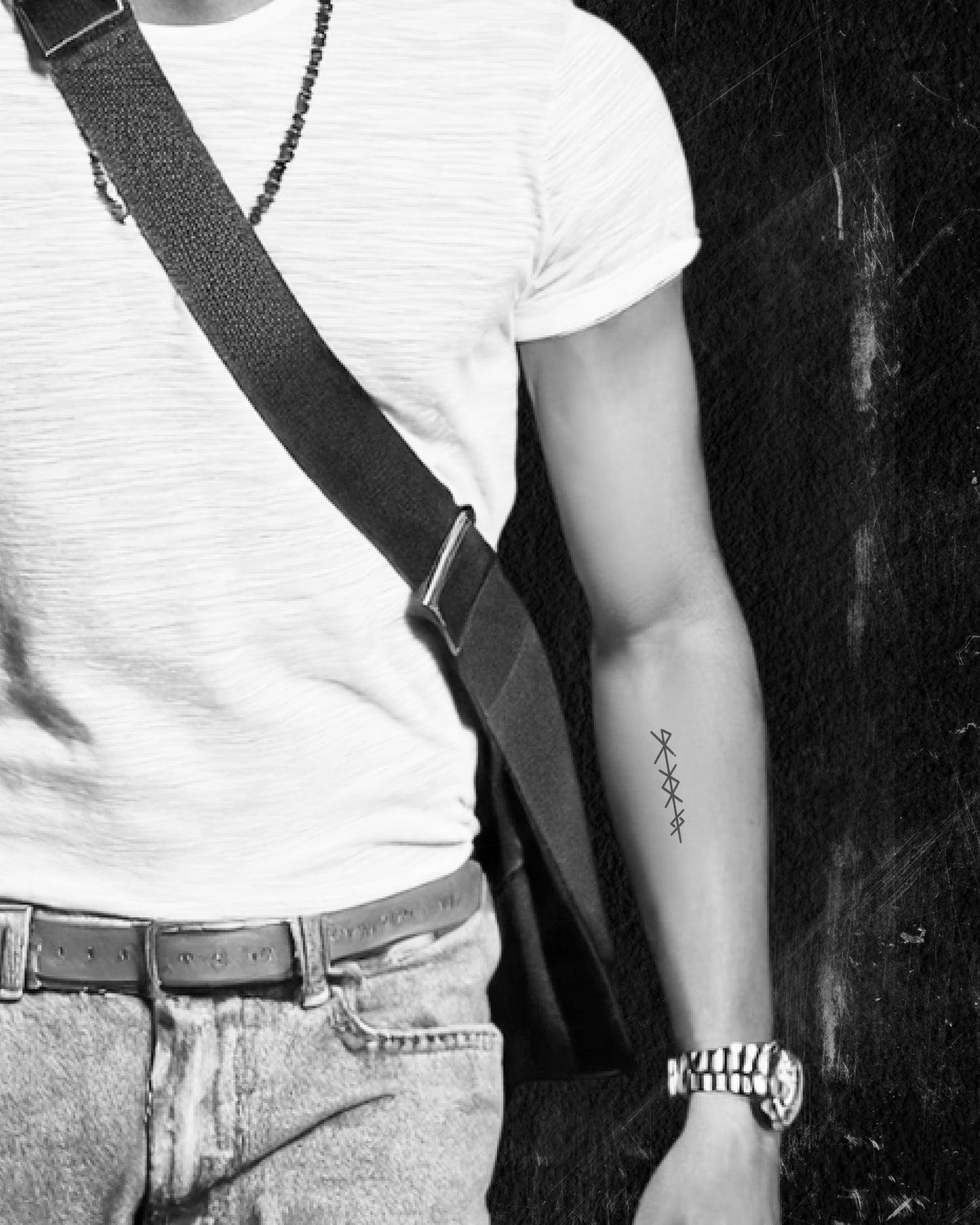 N°824 - Tatouage Rune Viking