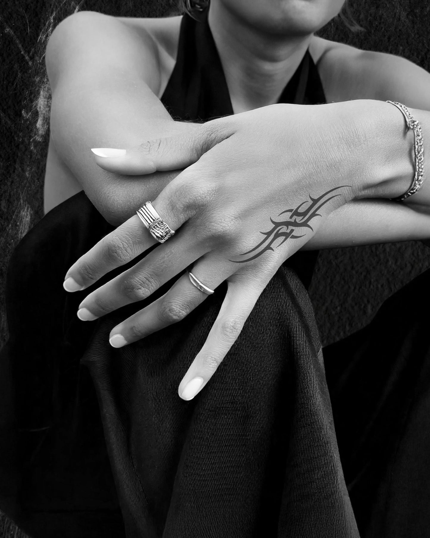 N°827 - Tatouage Tribal Abstrait