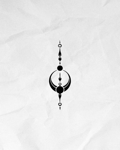 N°452 – Tatouage lune ornementale