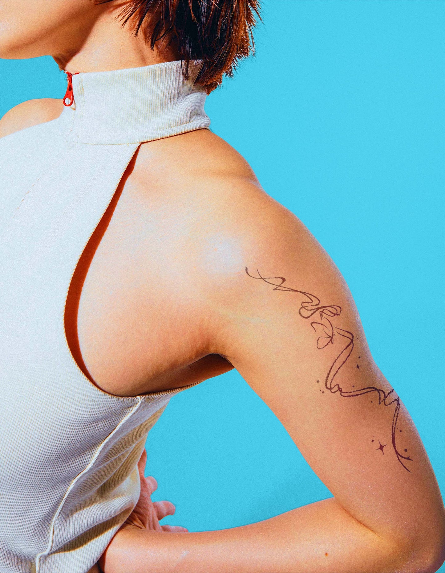 N°853 - Tatouage Papillon Ligne